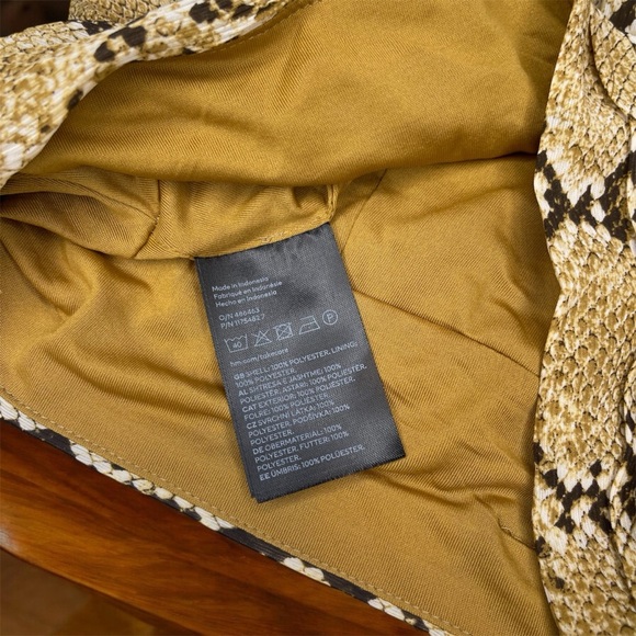 H&M Snake Print One-Shoulder Crop Top - Picture 3 of 5